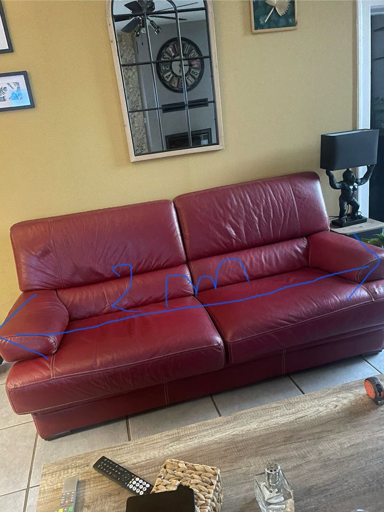 Salon 3 pi�ces cuir rouge 500 Montigny-le-Guesdier (77)