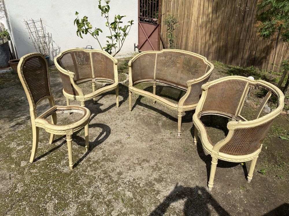 Salon fin 19 e style Louis XVI 400 Toulon (83)