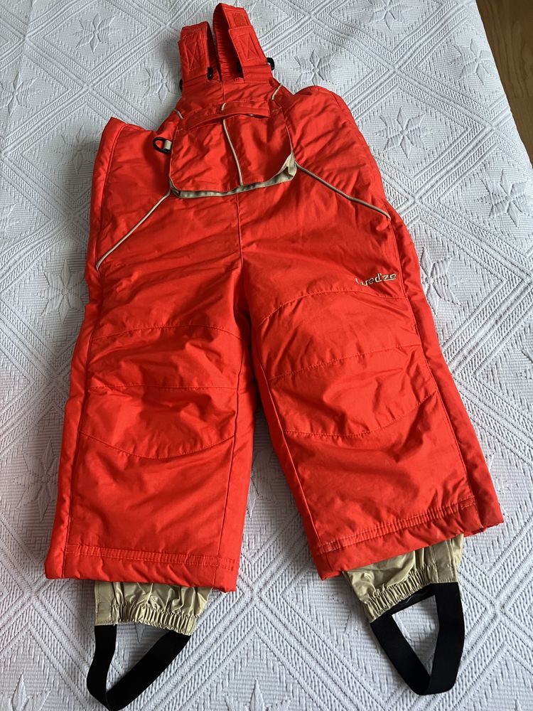 SALOPETTE DE SKI ENFANT TAILLE 18 MOIS 
8 Leers (59)