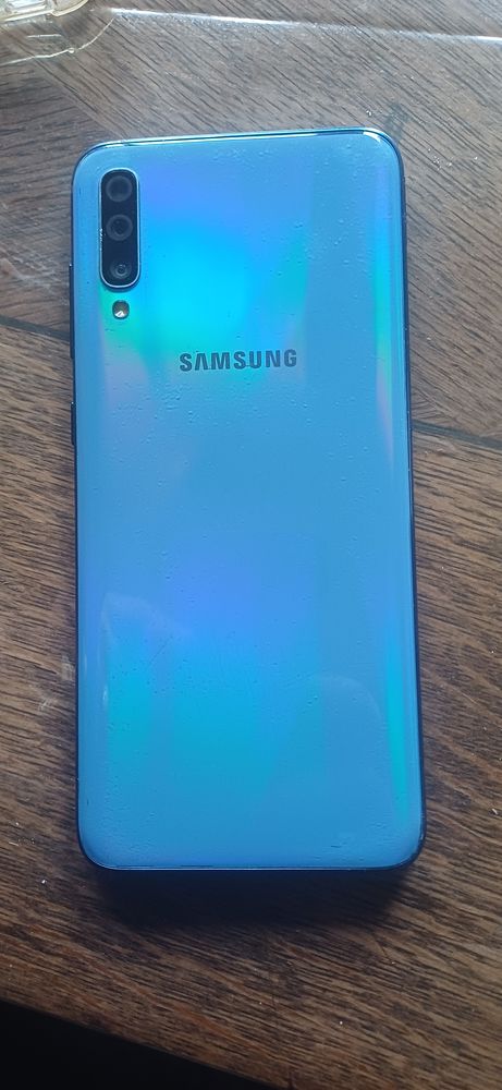 Samsung A70 128g 120 Belgique (59)