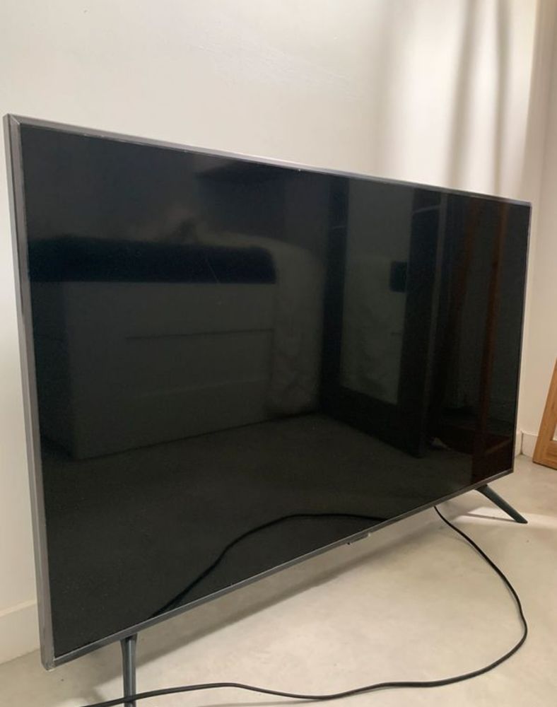 Tv Samsung connect� UHD LED 4K 450 Le Port (97)