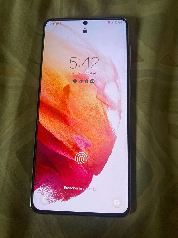 Samsung galaxy 21 128go 120 Marseille 1 (13)