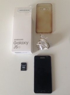 Samsung Galaxy J5 2016 noir, 16Go 160 N�mes (30)