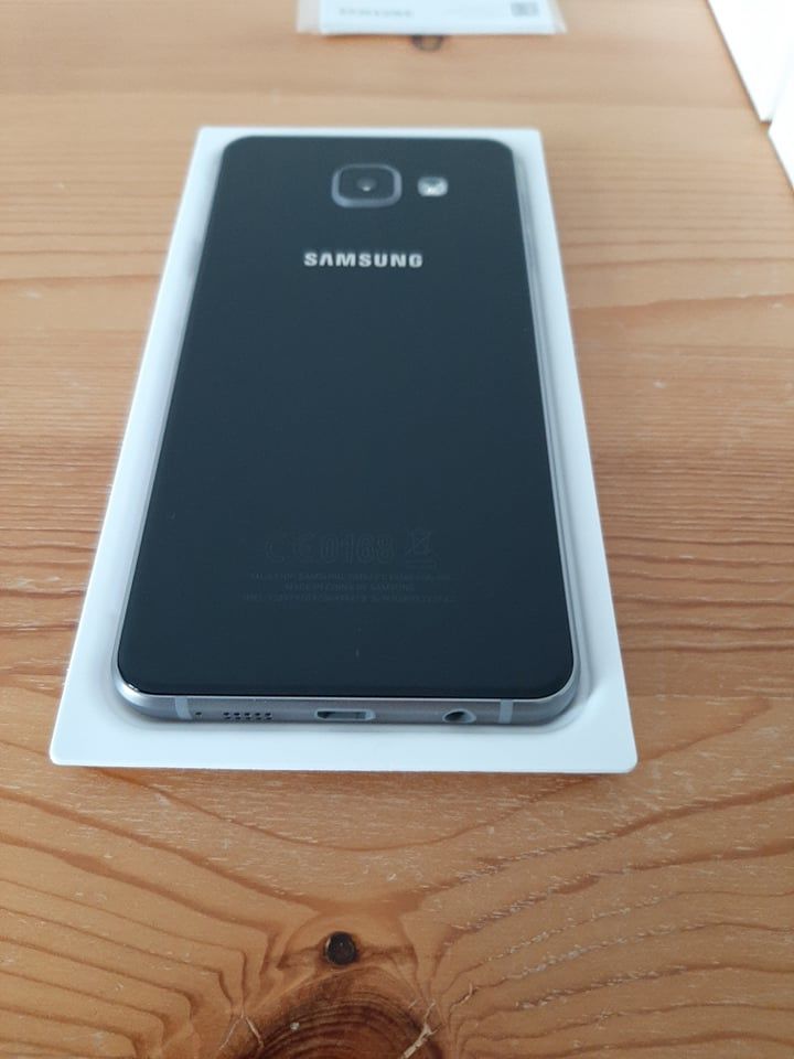 Samsung Galaxy A3 (2016) 16 GB comme neuf 150 Varades (44)