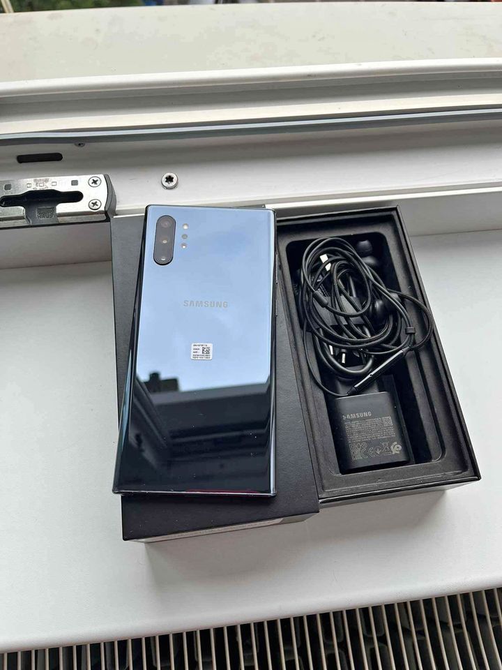 Samsung Galaxy Note 10 220 Paris 2 (75)