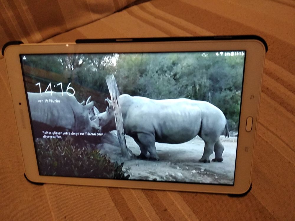 Samsung Galaxy Tab E Tablette tactile 9,6 100 Gagni�res (30)
