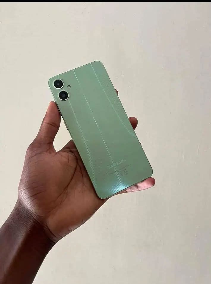 mon samsung galaxy a05 120 Noyon (60)