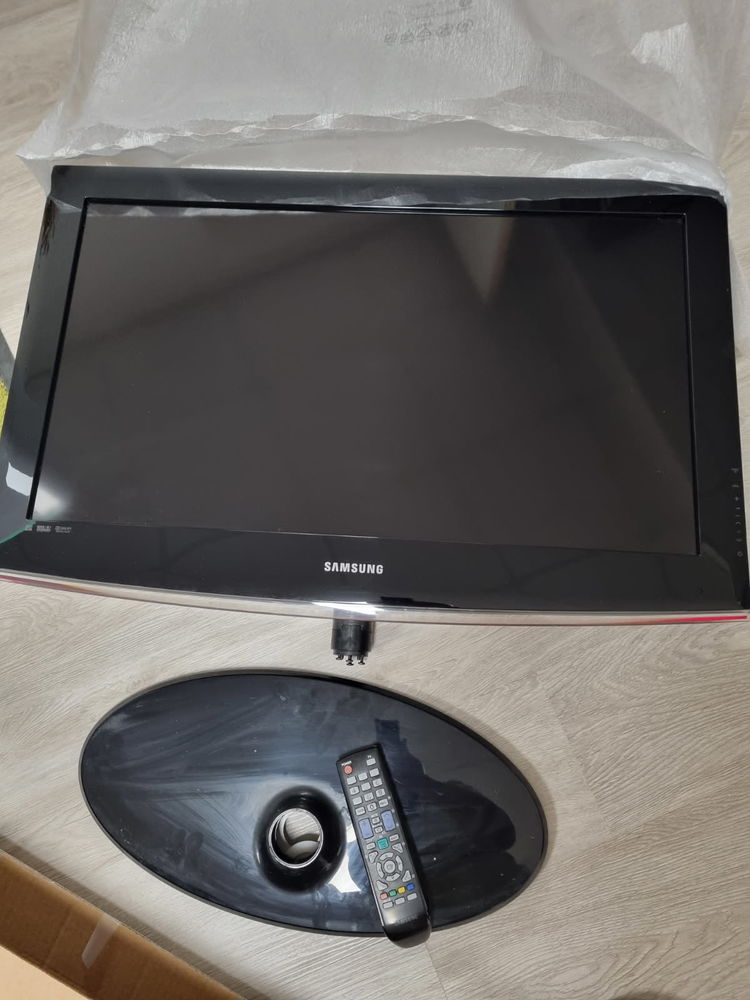 tv samsung 32 pouces 50 Bourgogne (51)