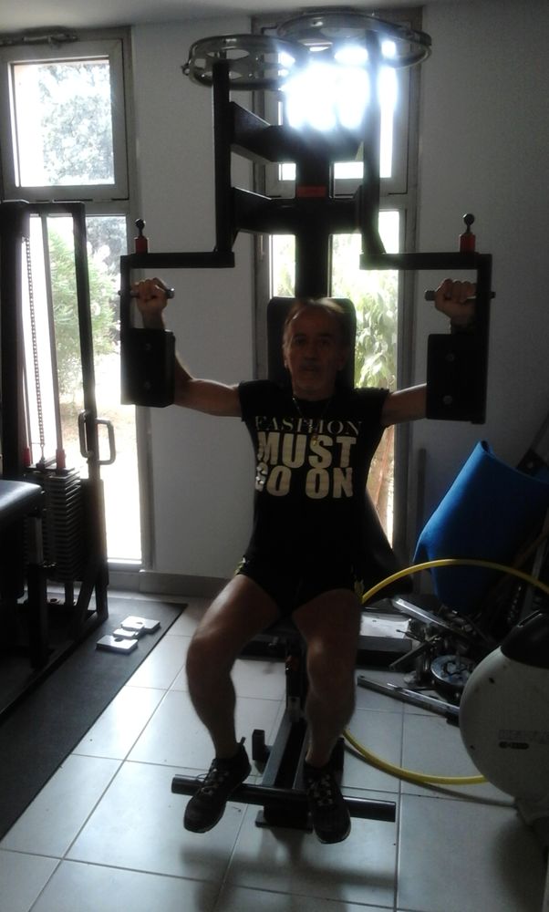 SAMSUNG J16 0 Saint-Cyr-sur-Mer (83)