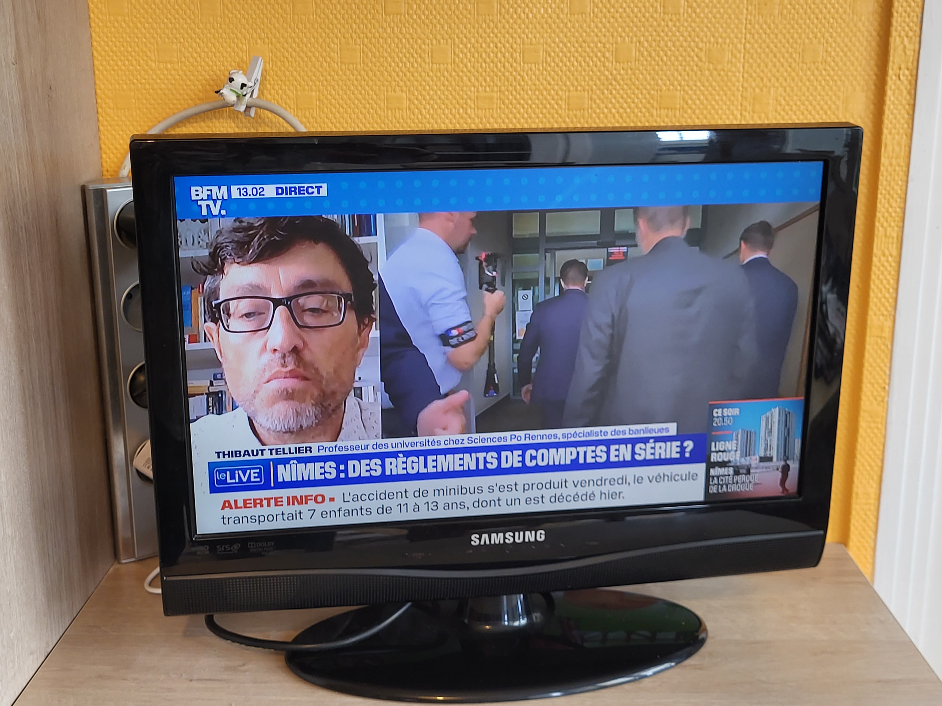 Tv SAMSUNG LCD  19'' (48 cm) 60 Douai (59)