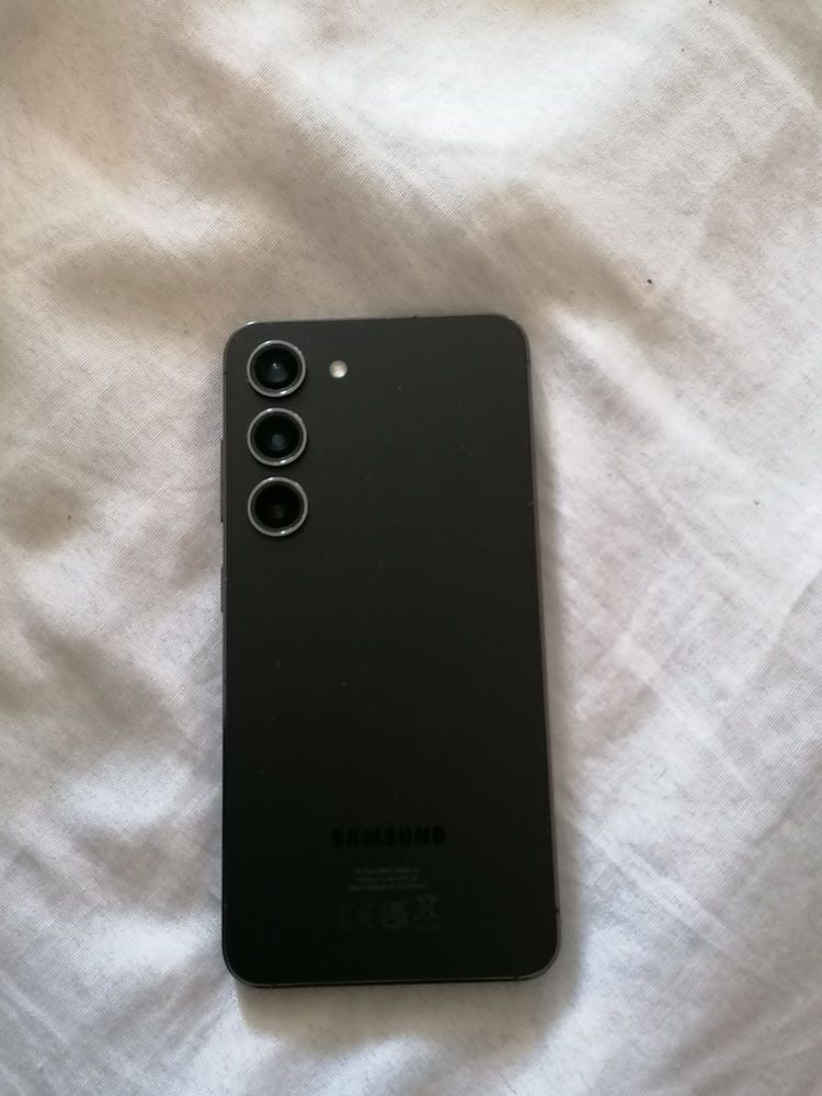 Samsung s23 350 Villeurbanne (69)