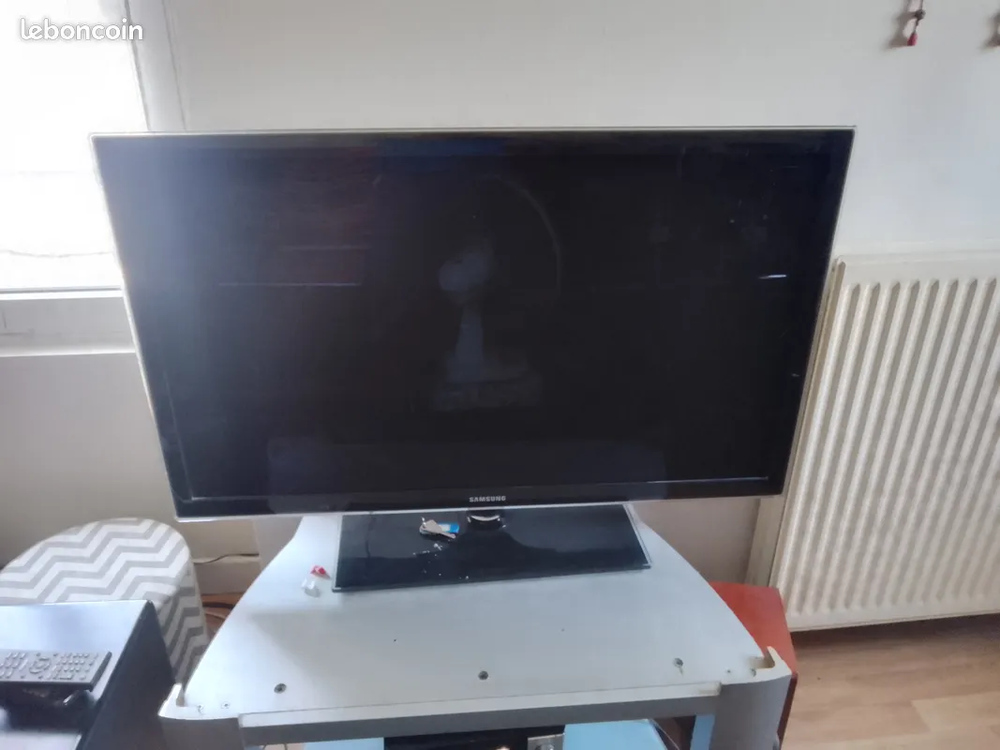 tv Samsung HS 35 Savigny-sur-Orge (91)