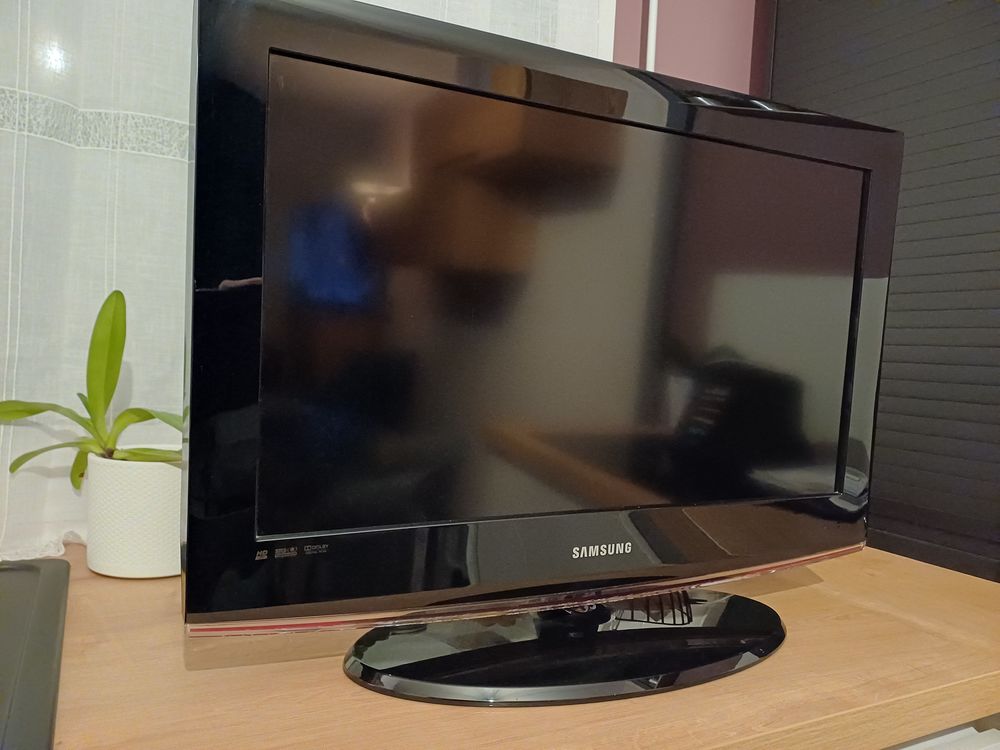 Av TV SAMSUNG 50 La Rochelle (17)