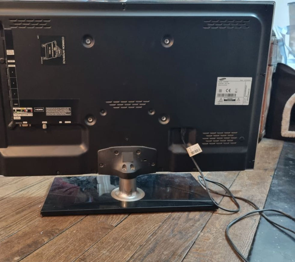 TV SAMSUNG 20 Versailles (78)