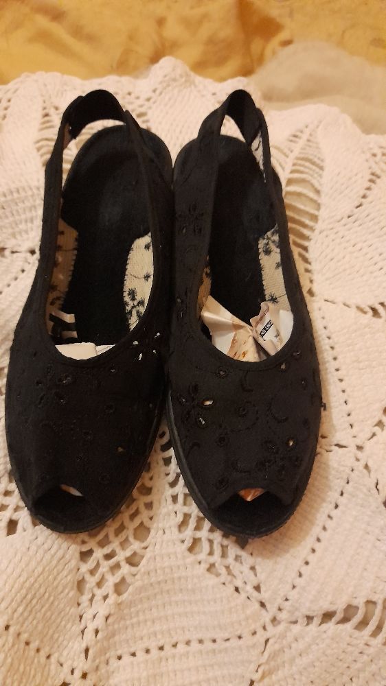 sandale en dentelle noir 10 Talant (21)