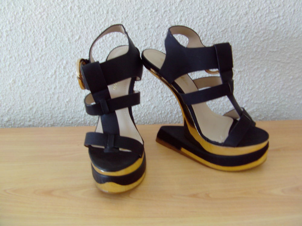 Sandales compens�es pointure 38 12 Les B�ties (70)