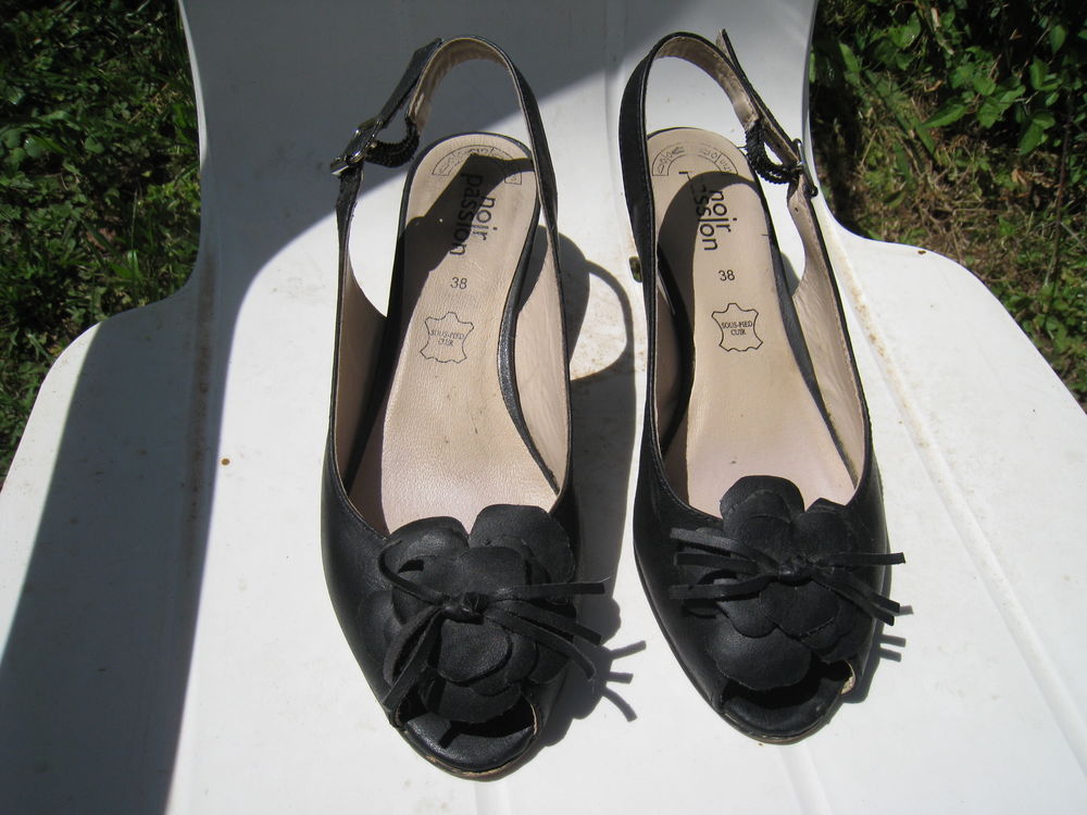 Sandales en cuir noir 38 4 Vinay (38)