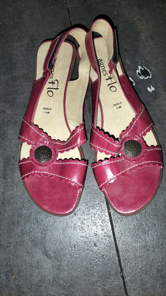 Sandales cuir rouge Agn�s Flo pointure 38 neuf 12 Cachan (94)