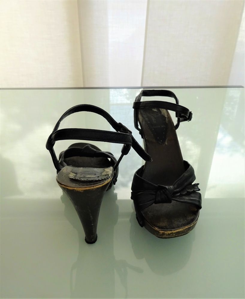 Sandales noires � talons bois Bata 38 7 Saint-Laurent-du-Var (06)
