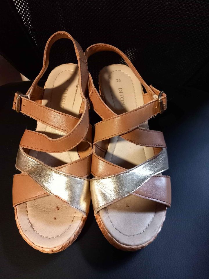 sandales � talons p36 1 La Fert�-sous-Jouarre (77)