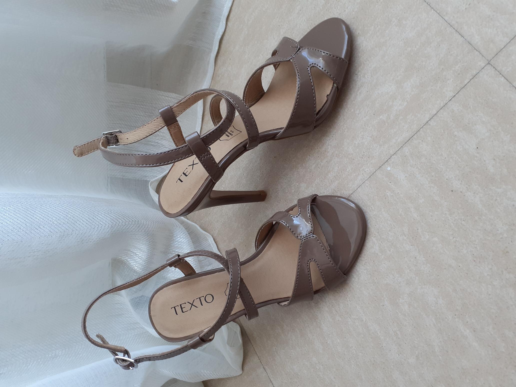 Sandales � talons 15 Arles (13)