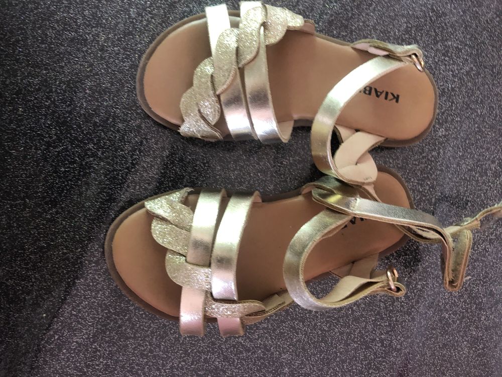 sandalettes b�b� dor�e �tat neuves 10 Saint-Etienne (42)