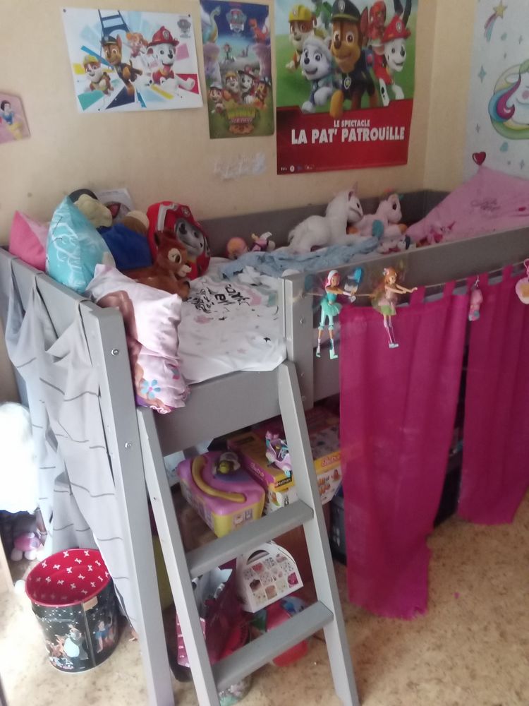 lit 90/200 sans sommier 35 EUROS 35 Bazouges-la-P�rouse (35)