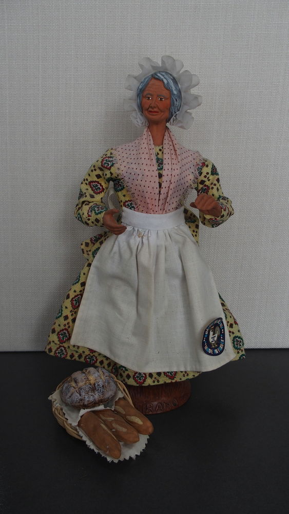 SANTON DE PROVENCE S. PEIRANO - BOULANGERE (28 cm) 0 Nompatelize (88)