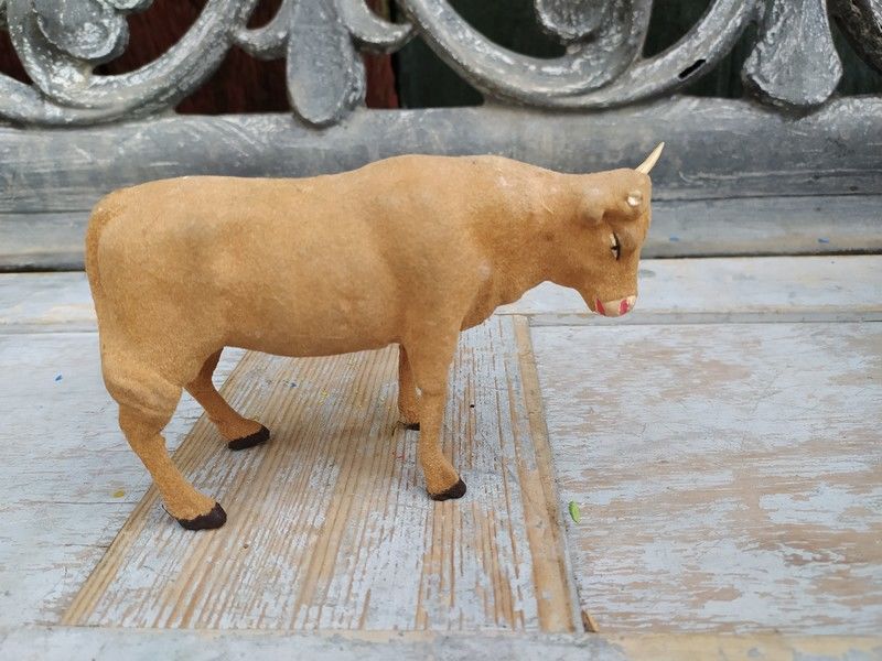 Santon Vache Boeuf Devineau Cr�che de No�l
35 Loches (37)