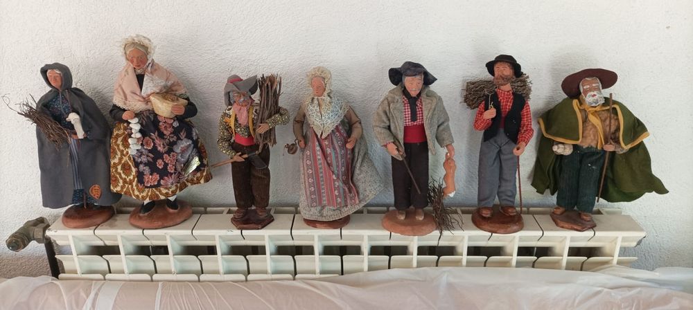 Lot de SANTONS DEVOUASSOUS
27 et 30 cm 120 Auriol (13)