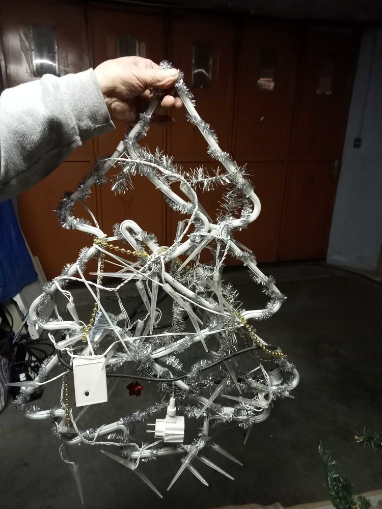 sapin artificiel avec ses d�cos 80 Tarare (69)