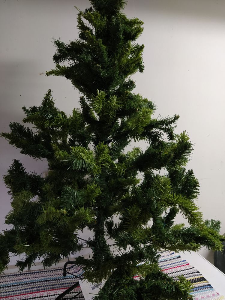 sapin artificiel d�co no�l 75 Revel-Tourdan (38)