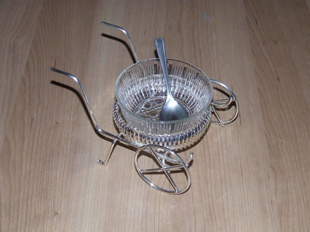 Sauci�re vintage ann�e 70, MAYELL england, TBE 5 Bagnolet (93)