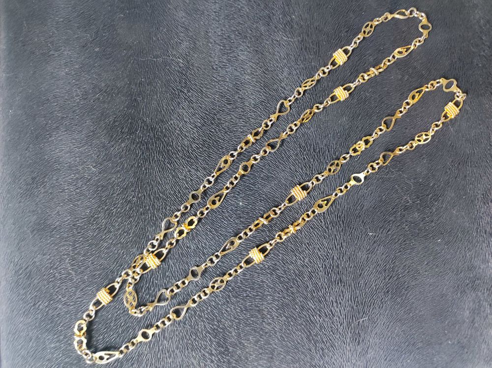 Sautoir femme 15 Charbonni�res-les-Bains (69)