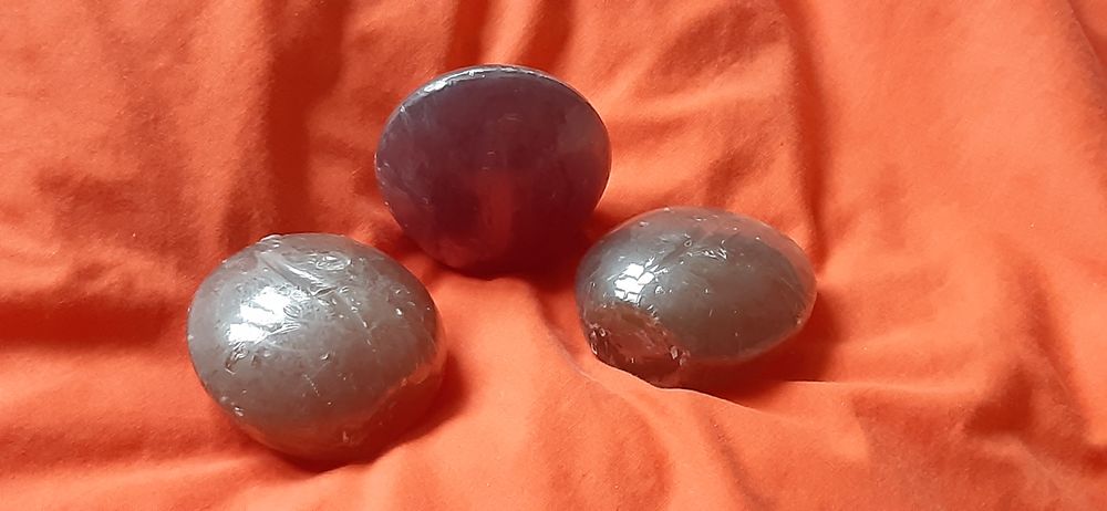 1 savon d'eau formule pure et douce - 100g. 0 Paris 14 (75)