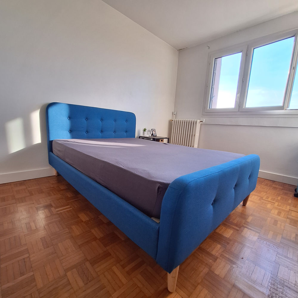 Lit scandinave couleur bleu paon + sommier 24 lattes 160 Clamart (92)