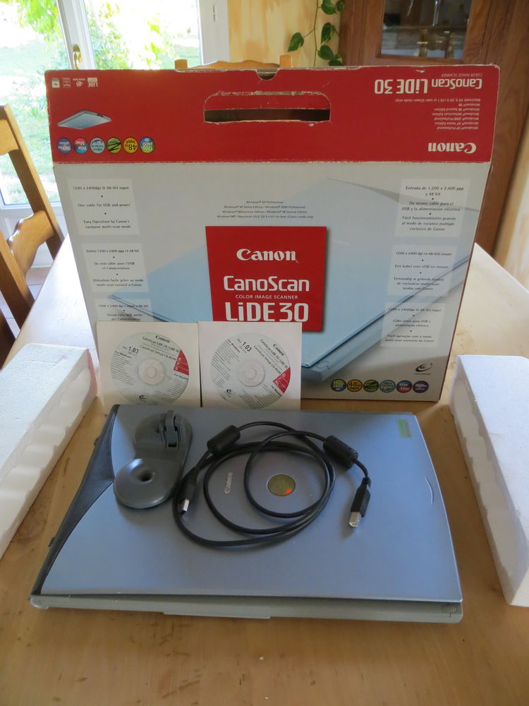 Scanner Canoscan LiDE 30 38 Rochefort-en-Valdaine (26)