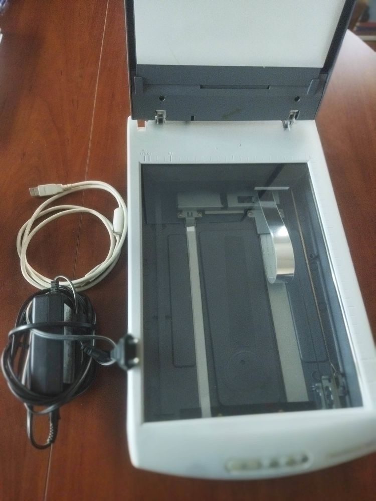 Scanner � plat Epson Perfection 1650 Photo 15 Montpellier (34)