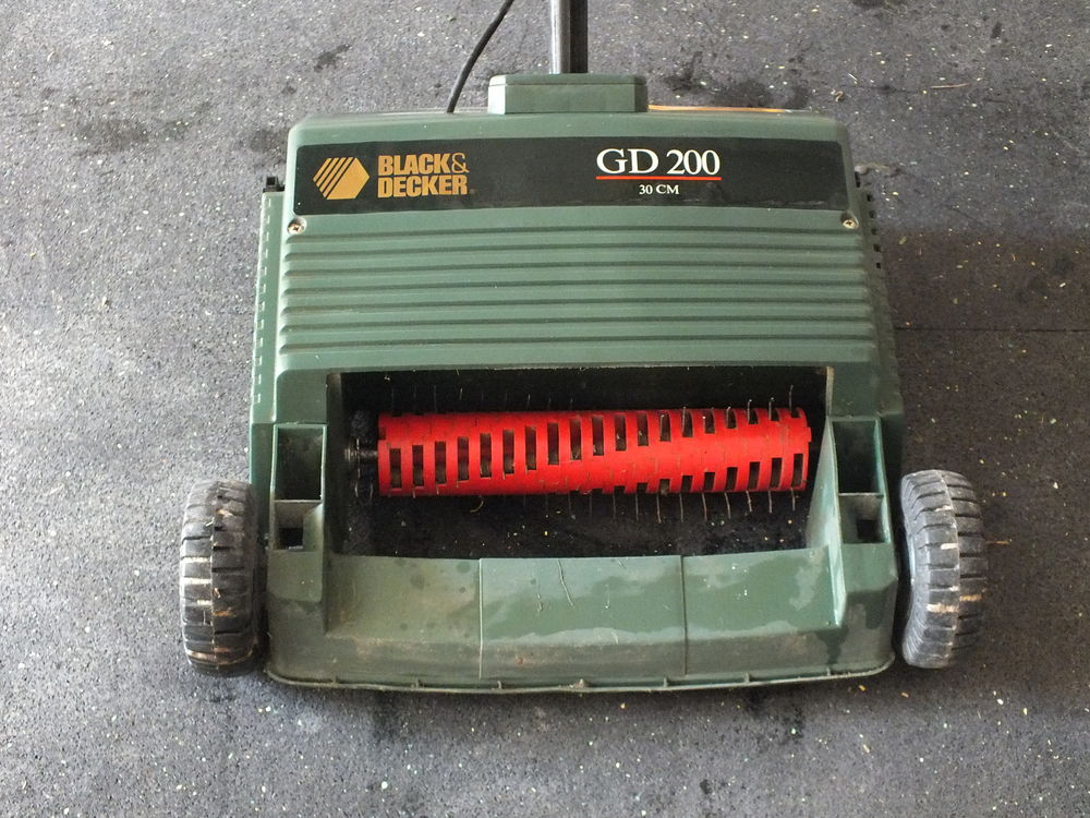 SCARIFICATEUR DEMOUSSEUR 50 Velaux (13)