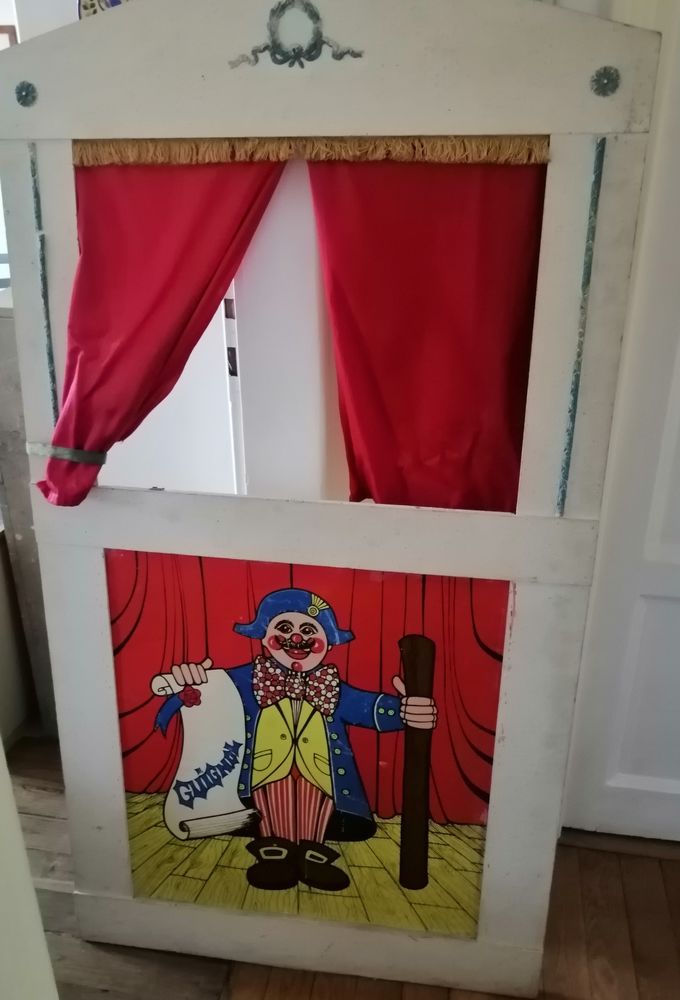 Sc�ne de th��tre guignols 40 Paris 19 (75)