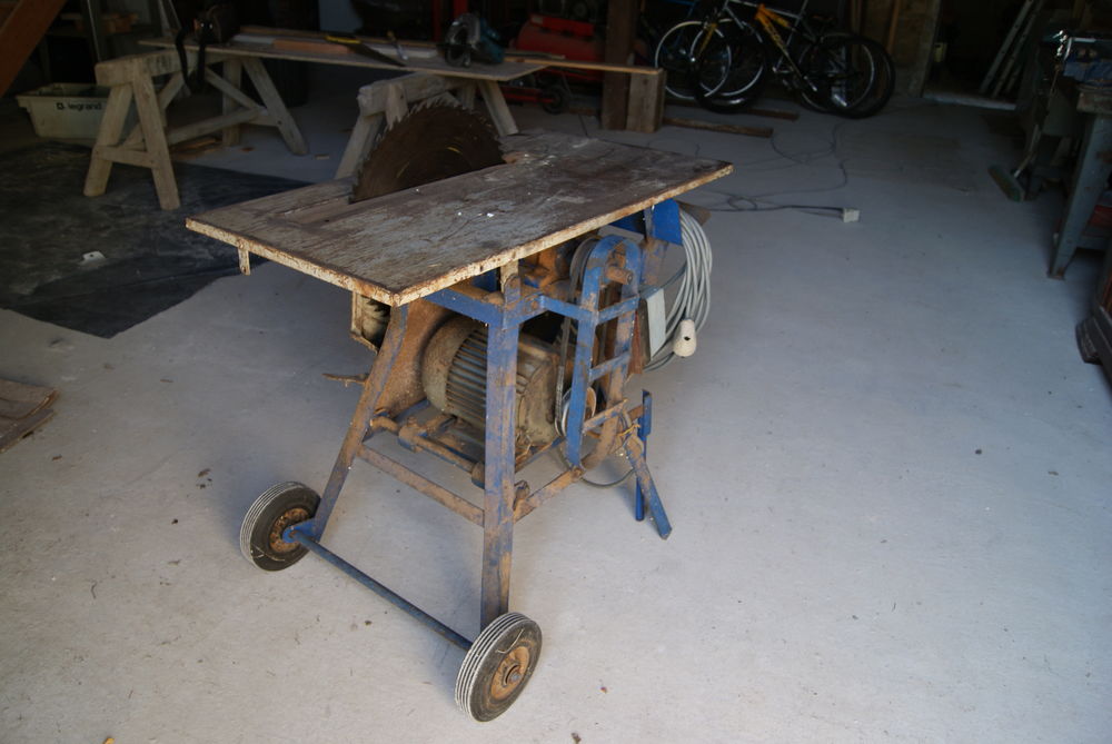 Scie � buches
150 Oradour-sur-Vayres (87)