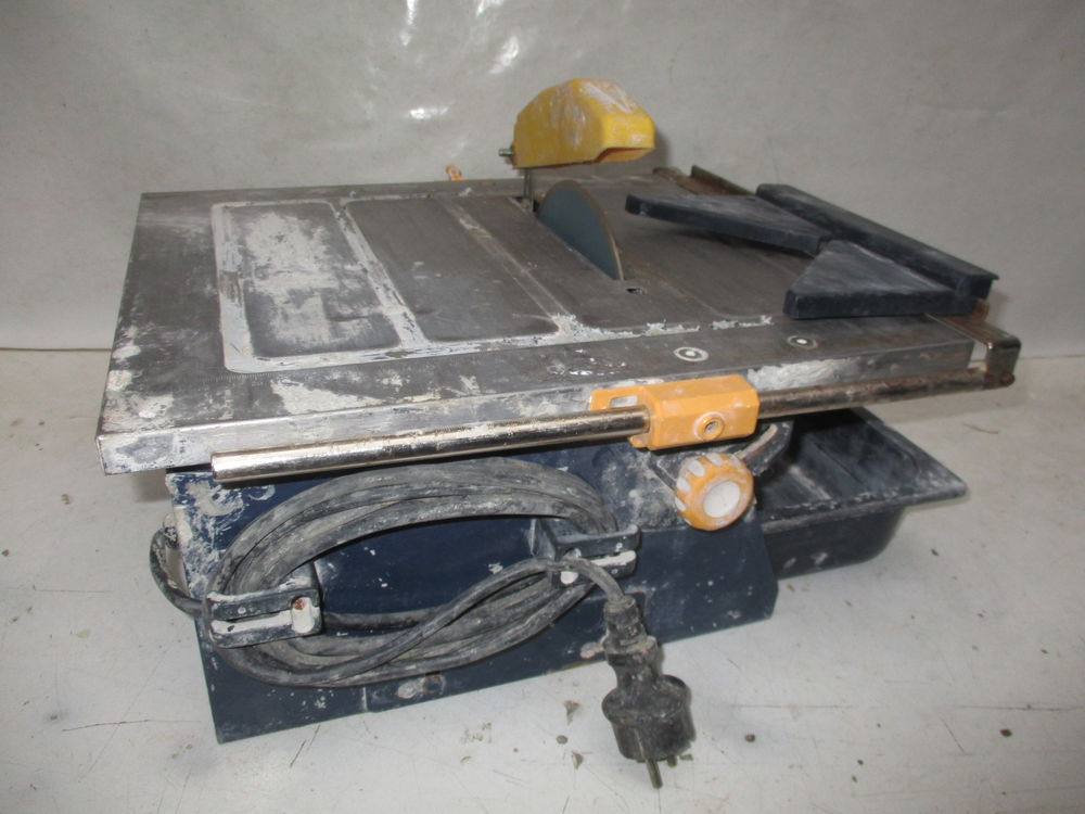 Scie carrelage mac allister 40 Cagnes-sur-Mer (06)