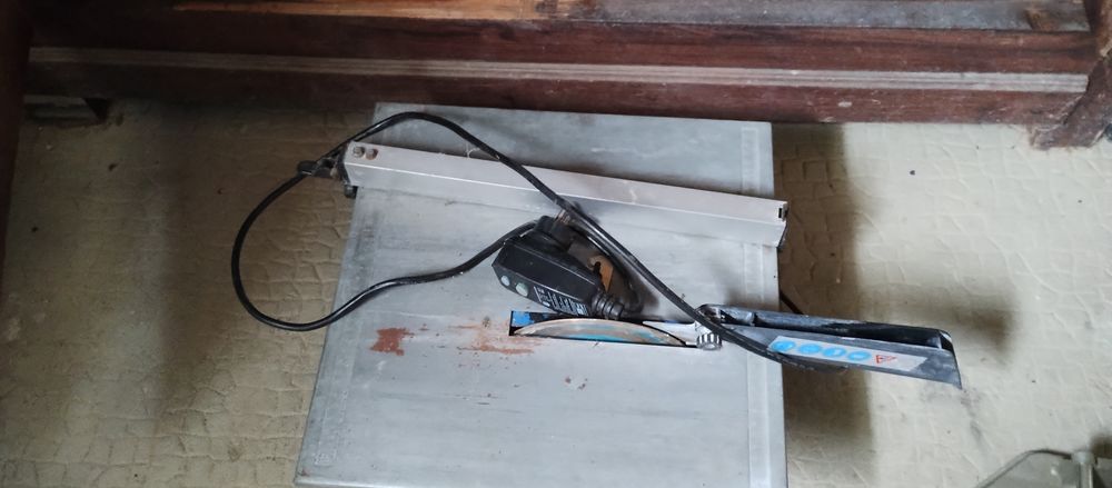 SCIE A CARRELAGE SUR TABLE 75 L'Isle-Jourdain (86)