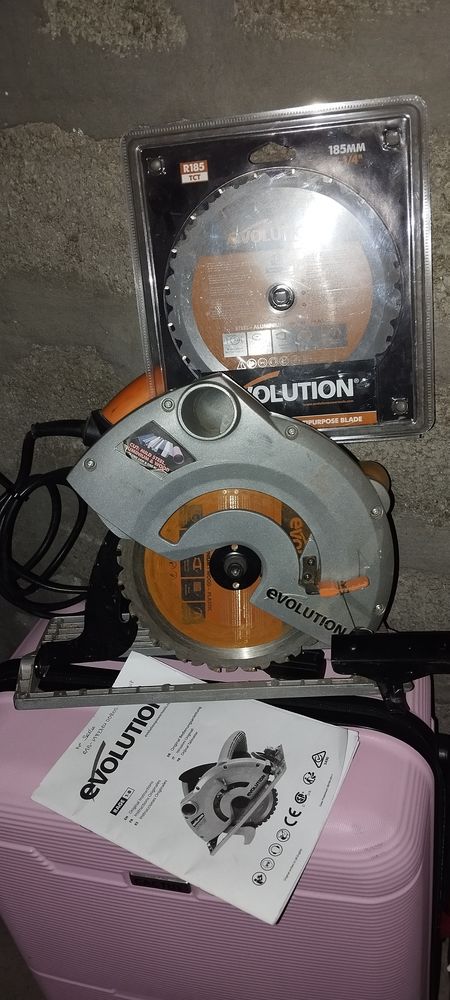 Scie circulaire �volution 185 mm RAGE 1B 80 Meyzieu (69)