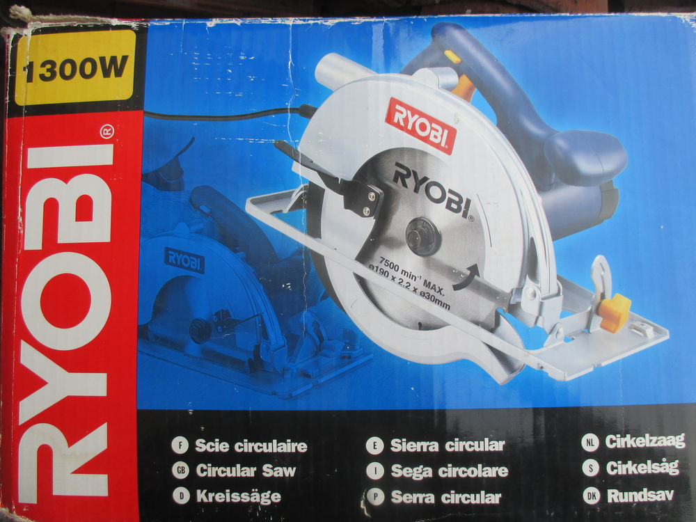Scie circulaire 65 P�ronnas (01)