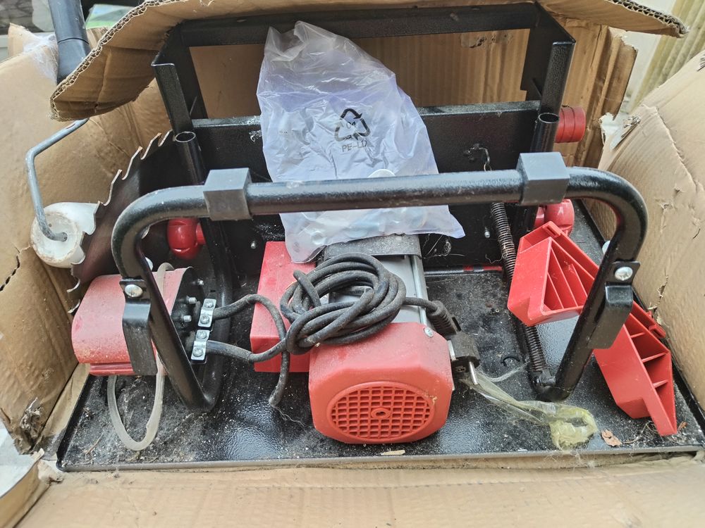 Scie circulaire 45 Vaujours (93)