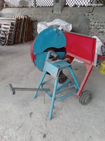 Scie circulaire 900 Maubourguet (65)