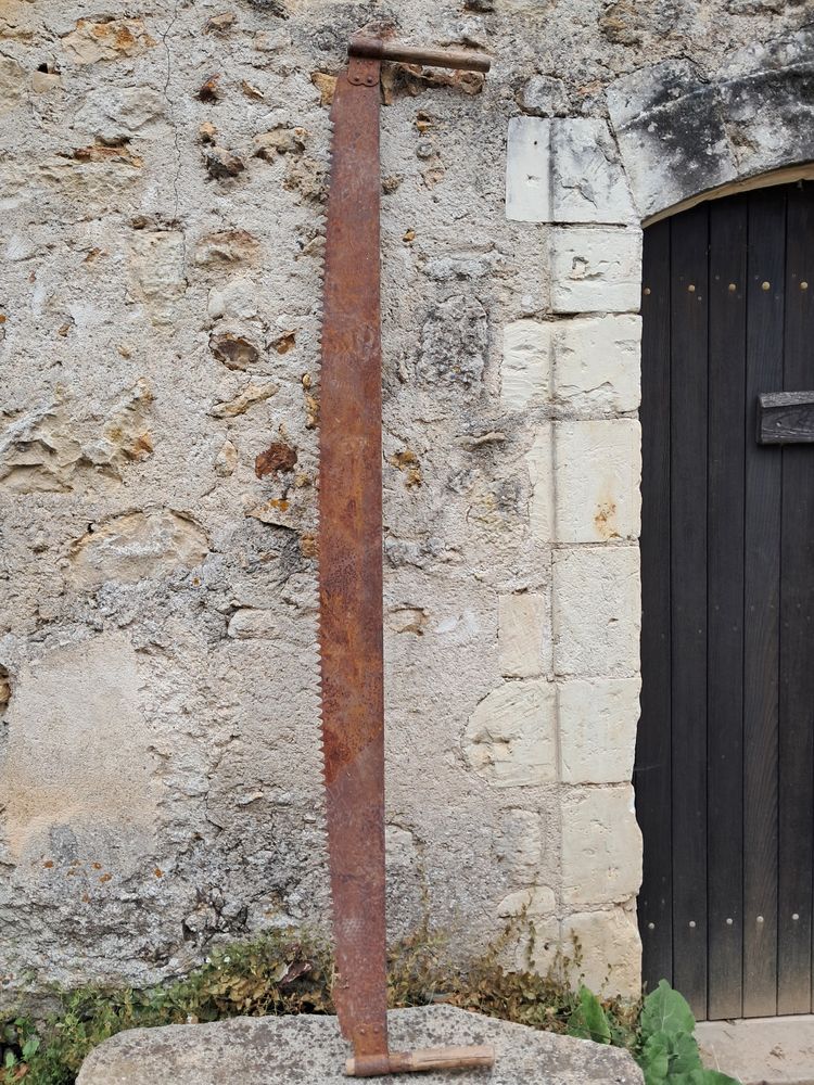 Scie � deux mains 12 Ch�tillon-sur-Thouet (79)