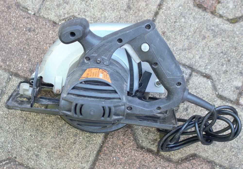 SCIE �LECTRIQUE 30 �venos (83)