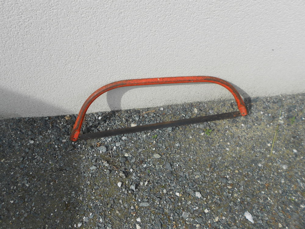 scie a main 2 Mortagne-sur-S�vre (85)